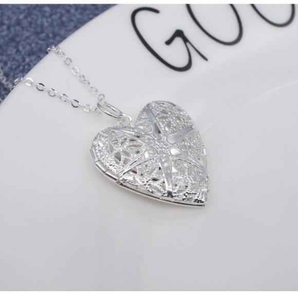 NEW! 925 Sterling Silver Pendant Necklace Gift Heart Photo Box - Picture 5 of 6